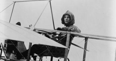 16th-April-1912-–-First-Woman-Flies-Airplane-Across-English-Channel